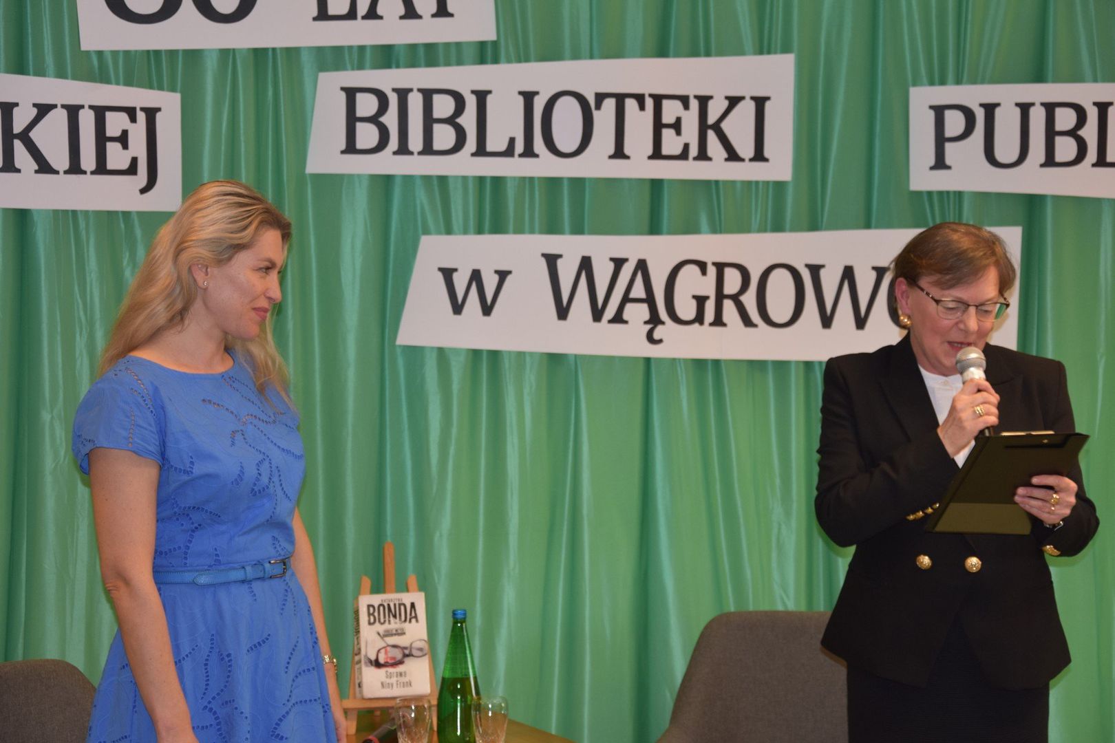 Spotkanie z Katarzyną Bondą w wągrowieckiej bibliotece