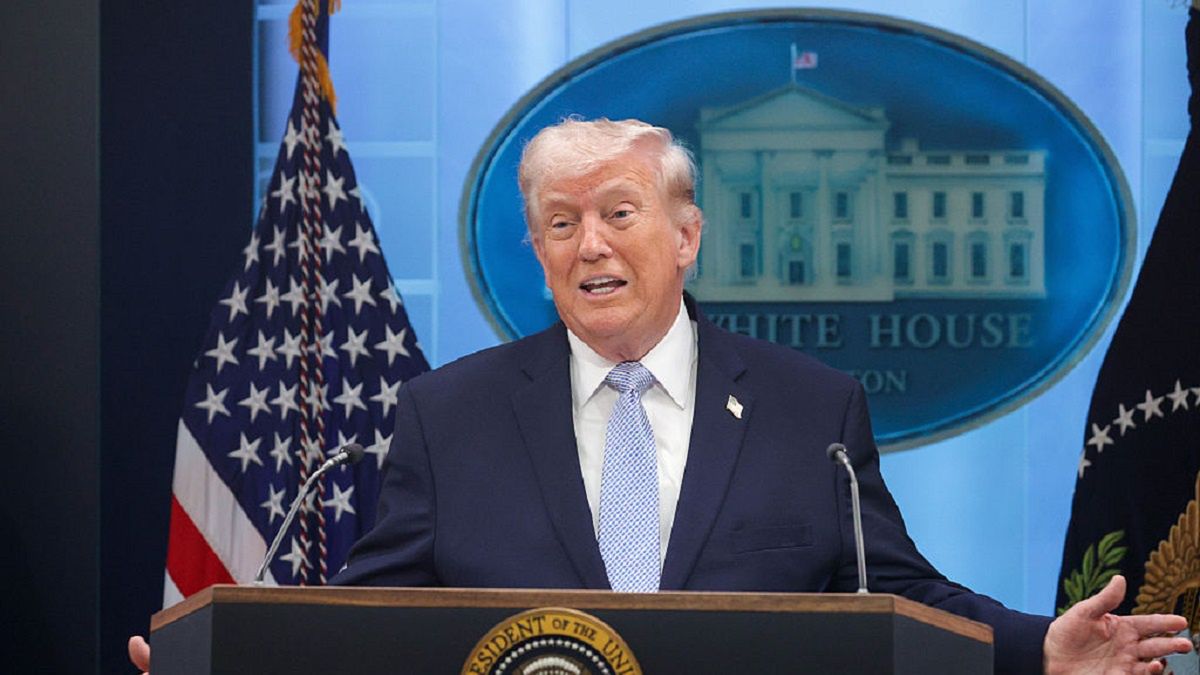 President Trump Holds News Conference With Military Officials On Mission To Rescue Downed Airman In Iran
WASHINGTON, DC - APRIL 06: U.S. President Donald Trump speaks during a news conference in James S. Brady Press Briefing Room of the White House on April 06, 2026 in Washington, DC. President Trump spoke about the successful military mission to rescue a weapons systems officer whose F-15E Strike Eagle was shot down in Iran. (Photo by Alex Wong/Getty Images)
Alex Wong
bestof, topix