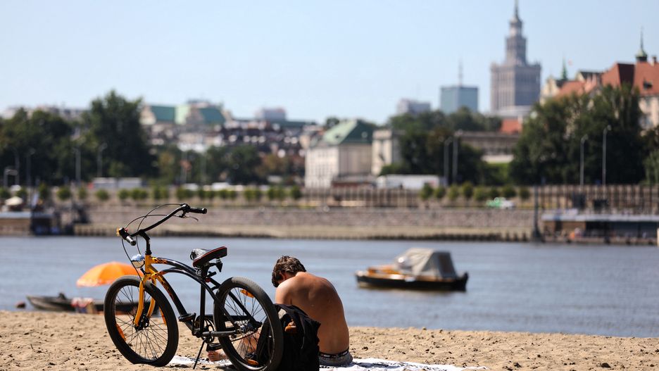 Warszawa. Pogoda na weekend. Będzie słonecznie i burzowo.