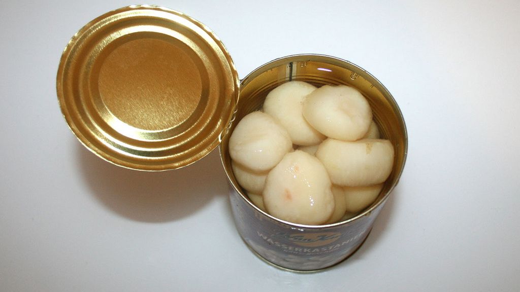 Kasztany wodne w puszce (produkt i płyn)