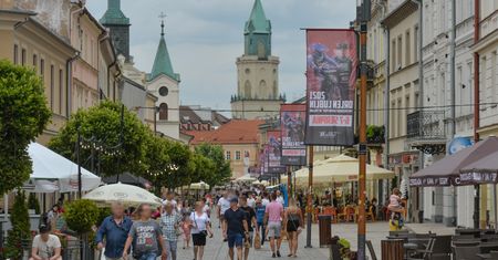 Oto grupy zawodowe, którym Polacy wierzą najbardziej i najmniej. Jest nowy ranking