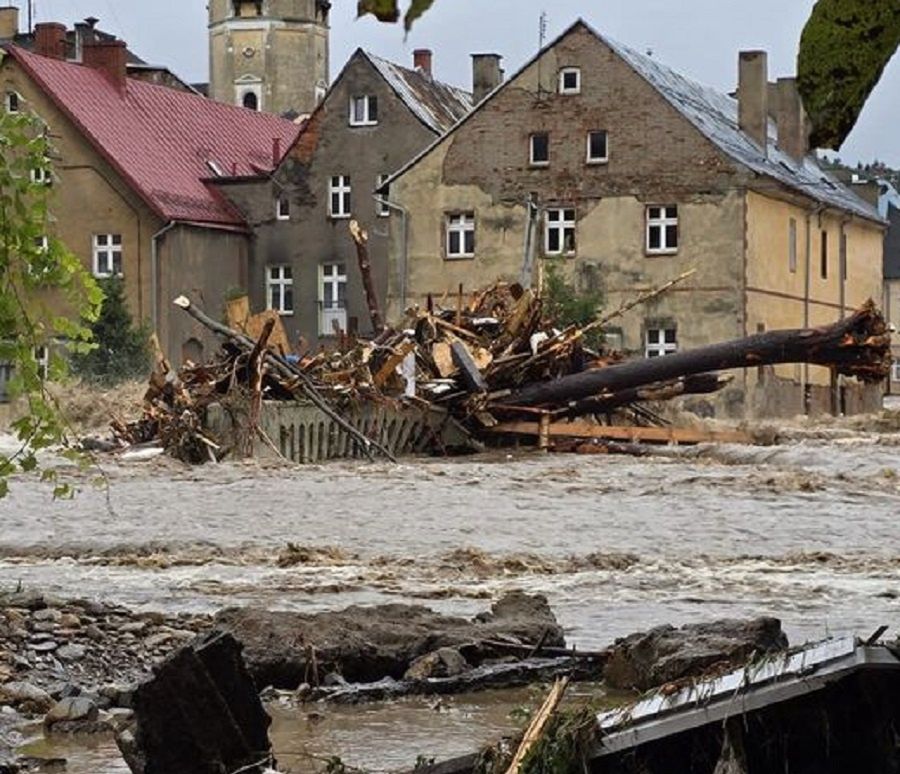 Potrzebują pickupa. Nie mają jak ratować ludzi