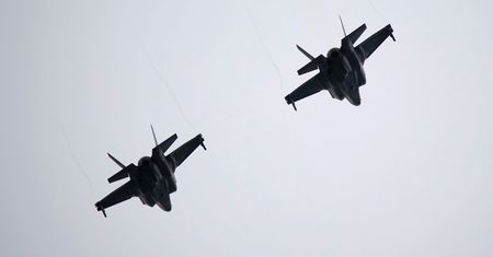 Wzrost presji na Iran. USA przerzucają myśliwce na Bliski Wschód