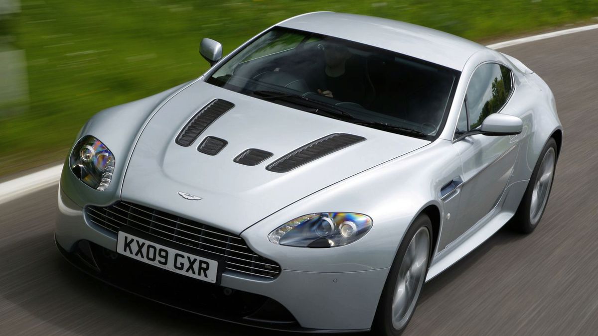 Aston Martin V12 Vantage Coupé