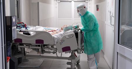 Koronawirus. Ponad 12 tys. zakażeń w Polsce. We Wrocławiu przybyło 267 chorych, 2 osoby zmarły