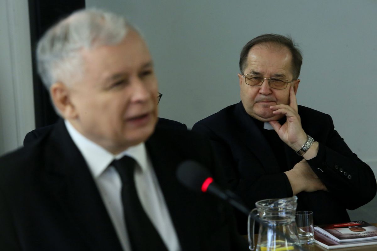 Wybory do PE. Jarosław Kaczyński rozegrał polityczne środowisko ojca Tadeusza Rydzyka