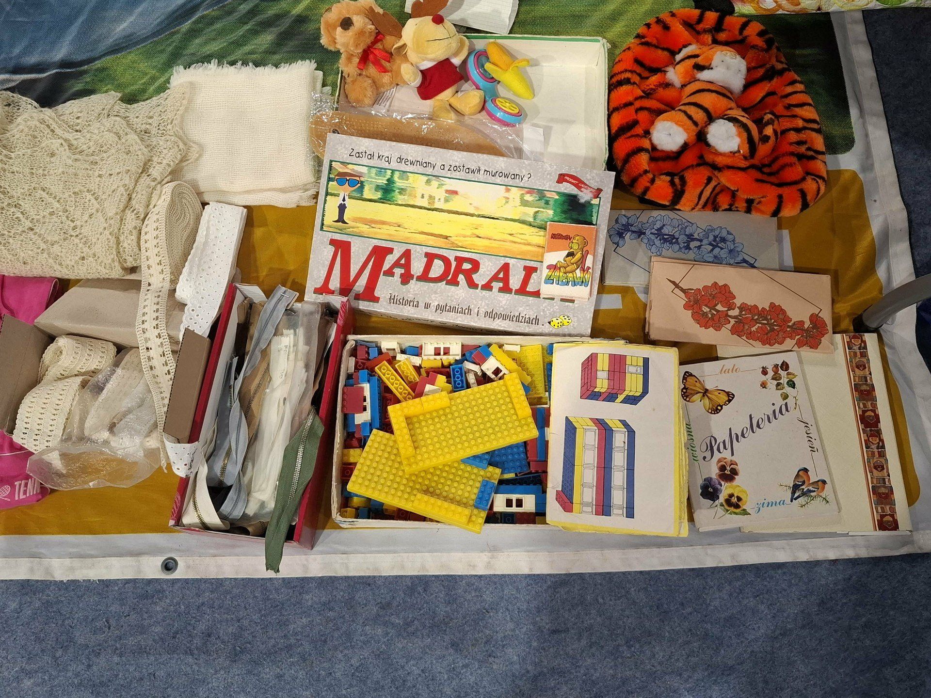 Grudniowy Pchli Targ w Zamościu