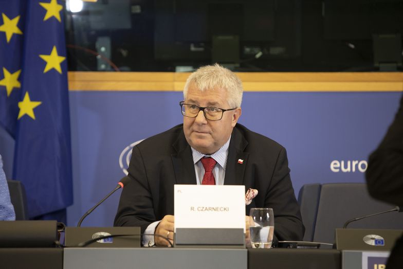 Ryszard Czarnecki żegna się Brukselą. Europosłem był 20 lat. Oto co straci