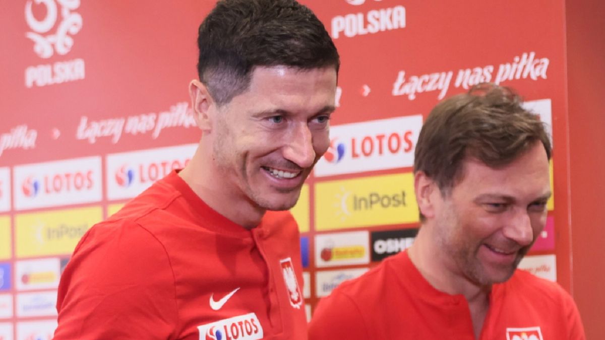 Zdjęcie okładkowe artykułu: PAP / Leszek Szymański / Na zdjęciu: Robert Lewandowski i Jakub Kwiatkowski