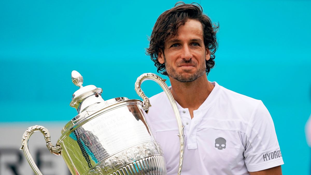 PAP/EPA / WILL OLIVER / Na zdjęciu: Feliciano Lopez, mistrz Fever-Tree Championships 2019