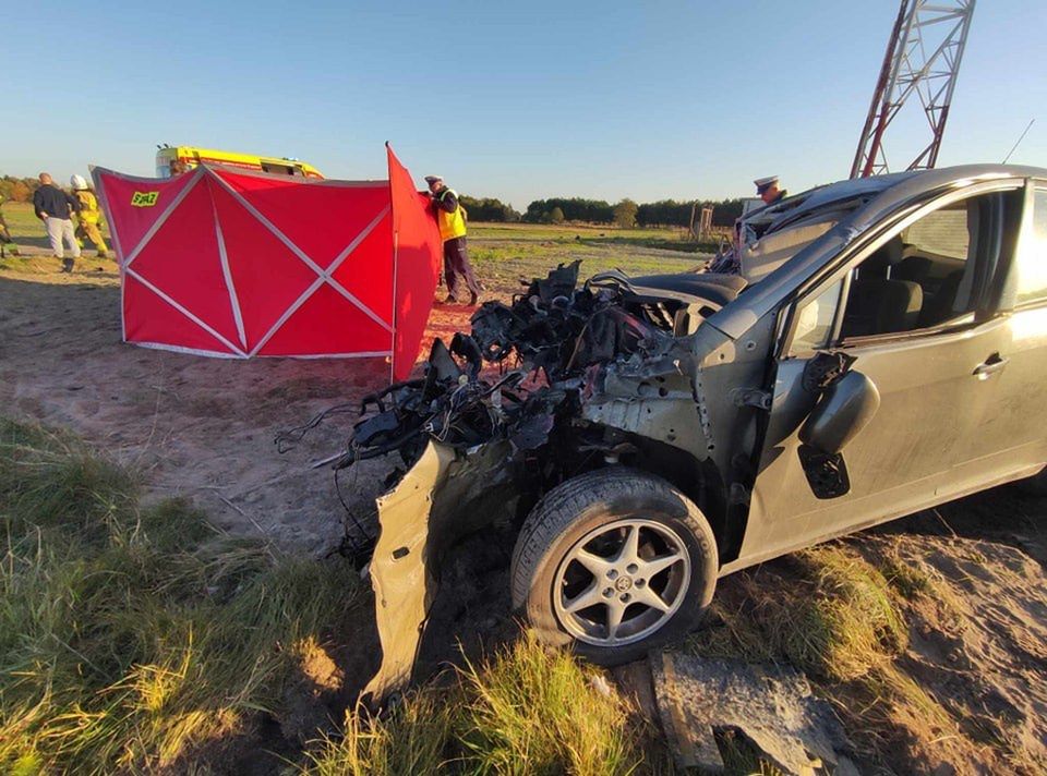 Mąż i żona nie żyją. Zginęli w różnych miejscach, tego samego dnia