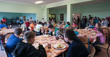 Unijna rewolucja w stołówkach. Dotknie też polskie szkoły