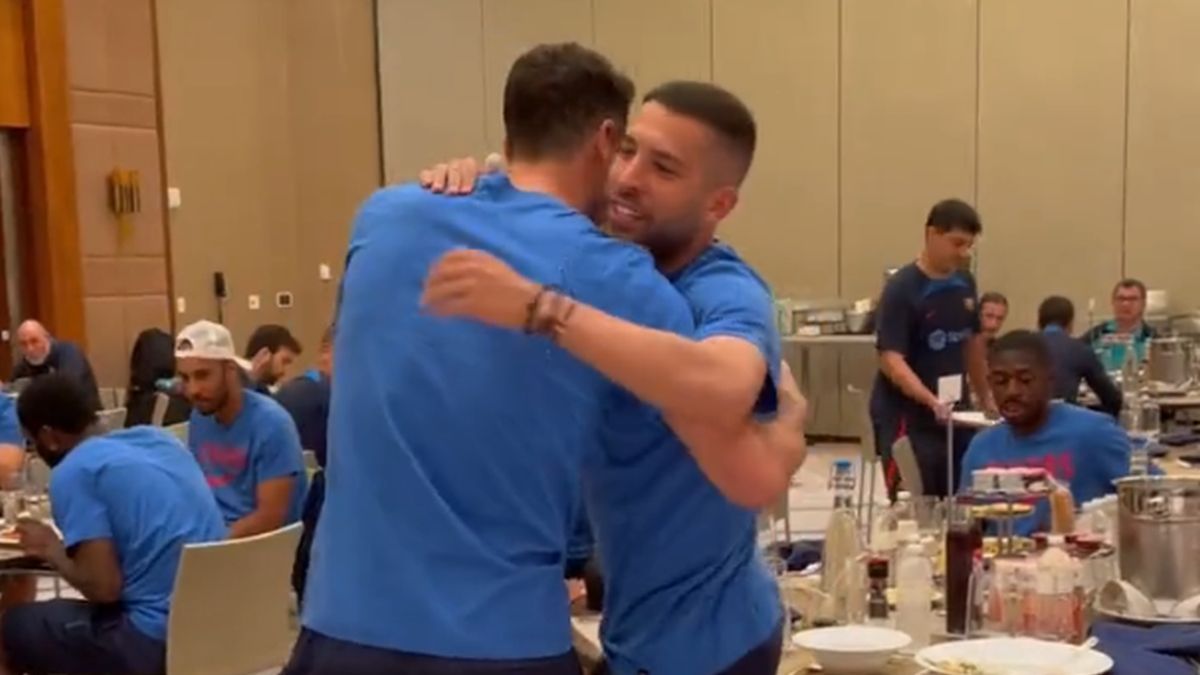 Twitter / Na zdjęciu: Robert Lewandowski i Jordi Alba