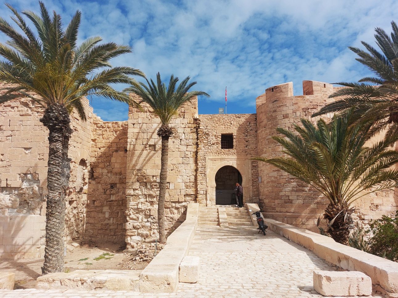 Fort 