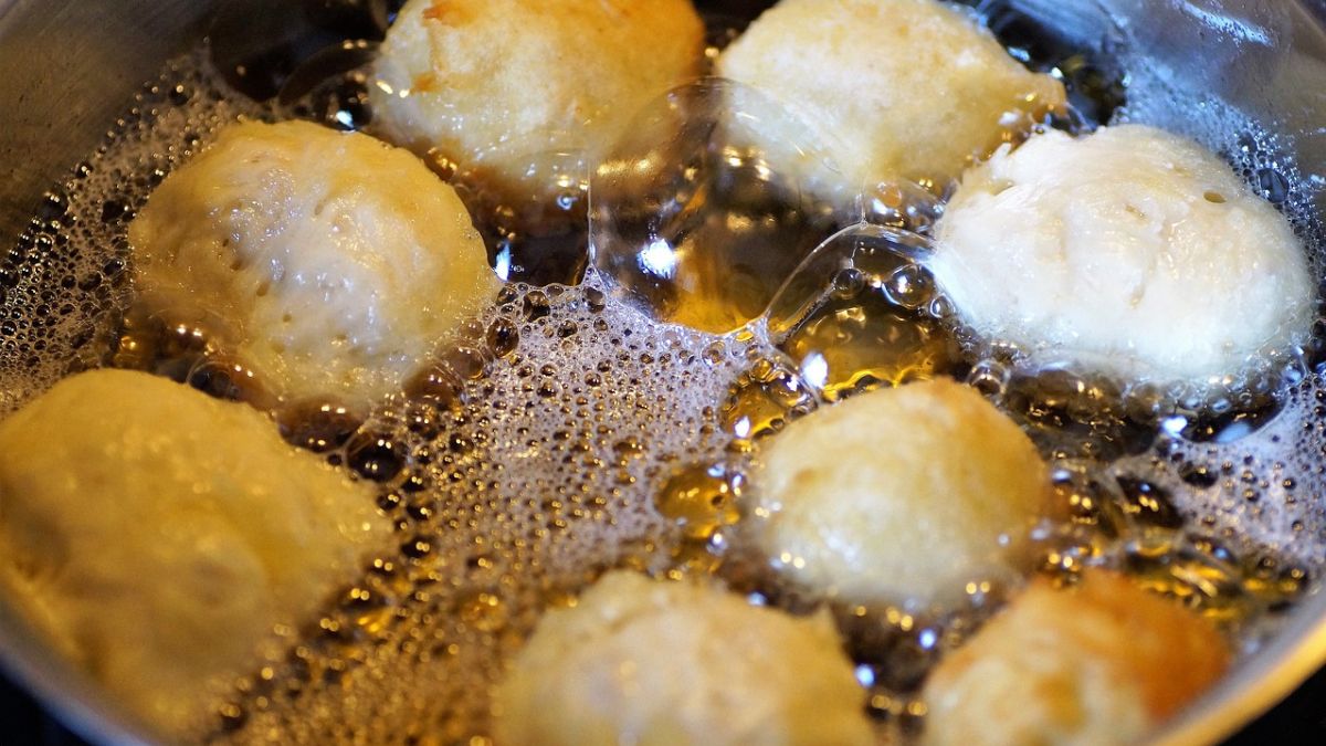 Co zrobić, żeby pączki nie wyszły gumowate? 