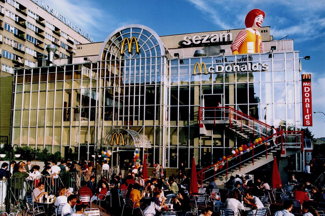 Otwarcie pierwszego Mc Donalda w Polsce