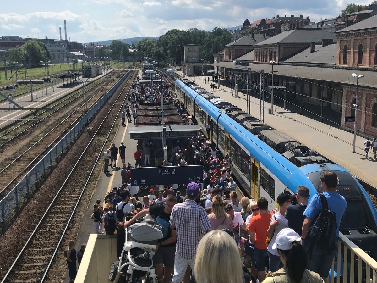 Defilada 2019 – 15 sierpnia w Katowicach. Zapał, chaos i rozczarowanie. "Nie widzieliśmy defilady, musieliśmy wracać"