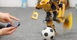 iPhone w roli kontrolera niewielkiego robota