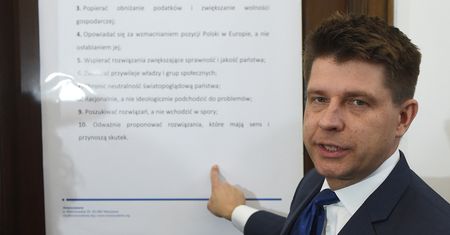 "Dekalog Nowoczesnej" - oto żelazne zasady partii Ryszarda Petru