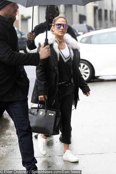 Jennifer Lopez w drodze na sesję zdjęciową
