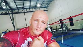 Treningi, tenis, "selfie" przed lustrem. Szpilka wrócił do USA i chwali się zdjęciami