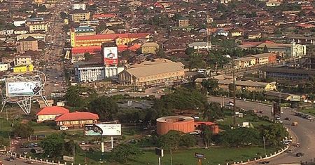 Muzeum za 25 milionów dolarów w ogniu sporów. Benin City czeka na otwarcie, które miało odmienić wizerunek Nigerii