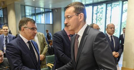 Kto nowym prezesem PKO? W PiS już zaczęła się wojna