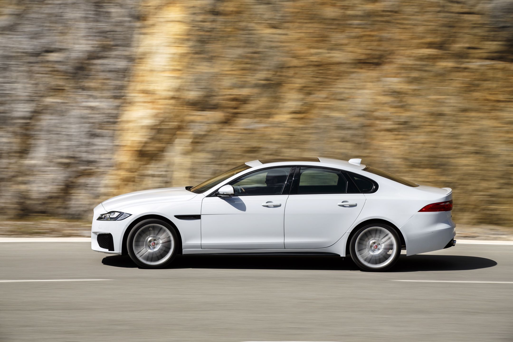 Jaguar XF 5