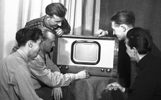 Od kineskopu do OLED. Zobacz, jak zmieniał się telewizor