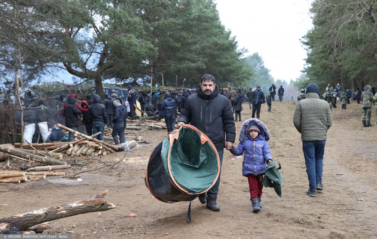 Praktykujący katolicy najmniej chętni do przyjęcia migrantów przy wigilijnym stole 