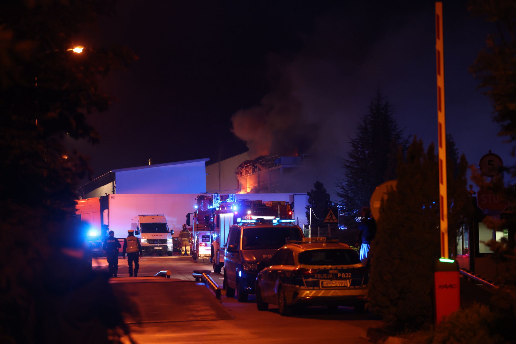 Pożar hali magazynowej zakładów mięsnych