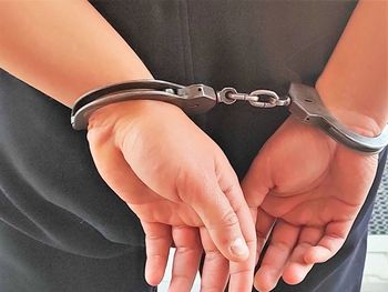 Ścigany pięcioma listami gończymi. Zatrzymali go w taksówce