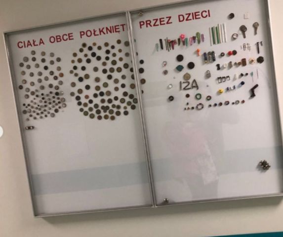 Gablota grozy w szpitalnym korytarzu. Uświadamia ważną kwestię zdruzgotanym rodzicom