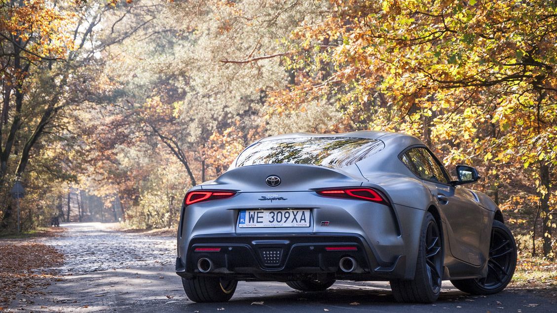 Taka Toyota Supra jest o ponad 100 tys. zł droższa niż jej wersja podstawowa. W Polsce, bo w Niemczech tylko o 40 tys.