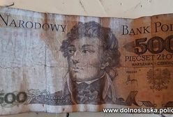 Lubań. Wpadł w ręce policjantów, po tym jak chciał zapłacić banknotem z 1982 roku