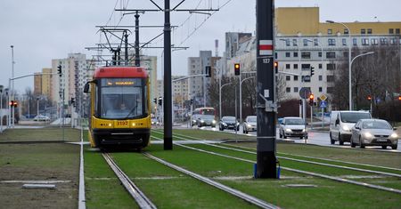 Komunikacja w Warszawie. Od dziś dłuższa linia tramwajowa na Tarchominie