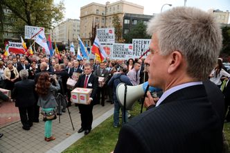 Samorządowcy protestowali w Warszawie