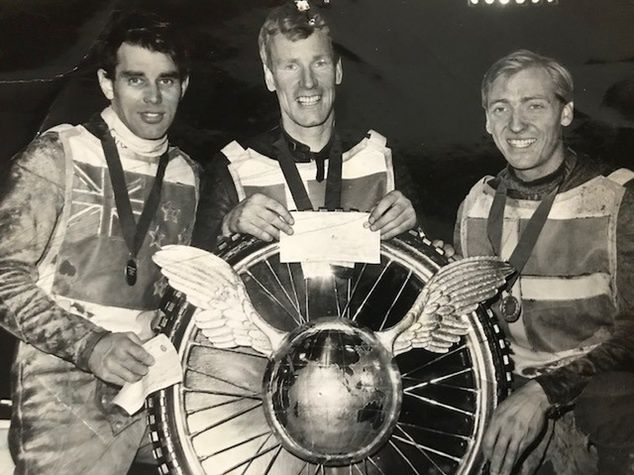Medaliści finału IMŚ z 1967 roku. Od lewej: Ivan Mauger (brązowy medal), Ove Fundin (złoty) i Bengt Jansson (srebrny)