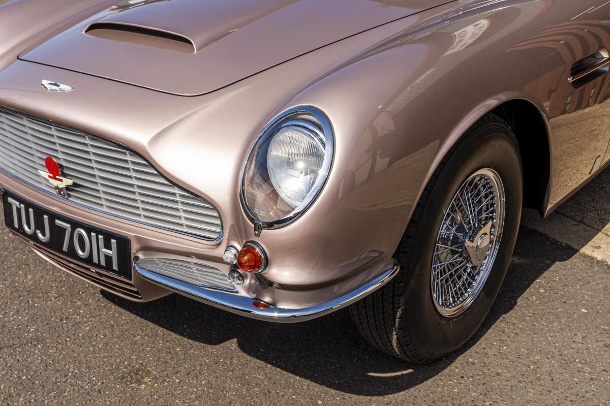 Aston Martin DB6 Mk2 Vantage z 1970 r.