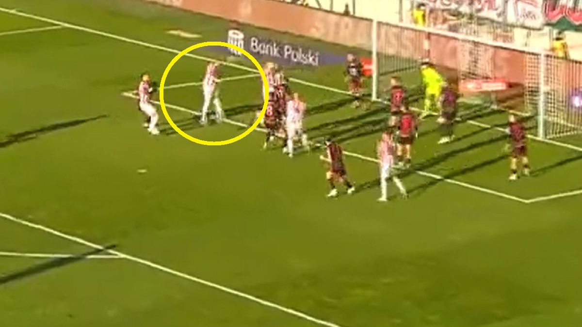 Twitter / Canal+ Sport / Na zdjęciu: gol Glika