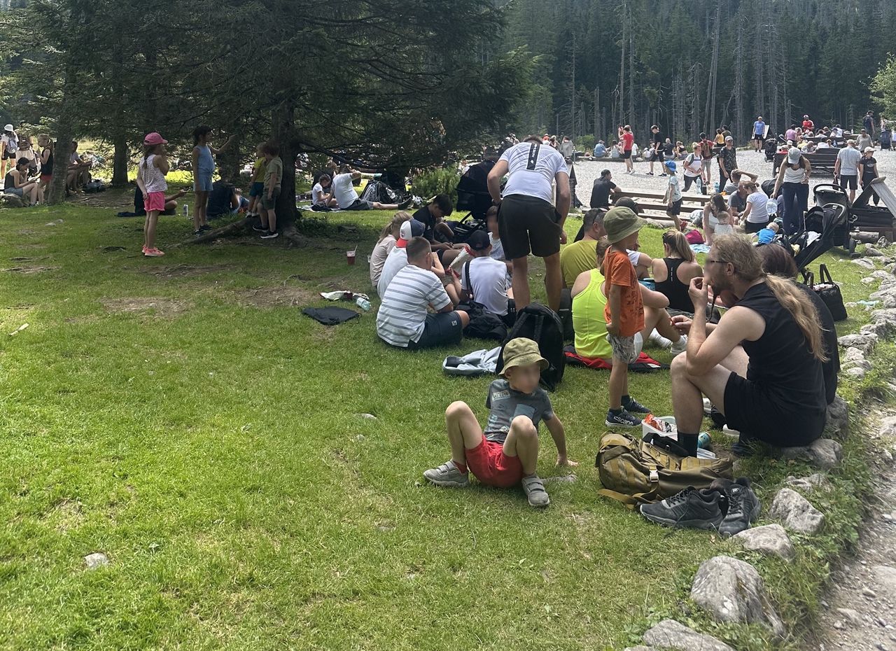 Piknik w Dolinie Kościeliskiej w długi weekend