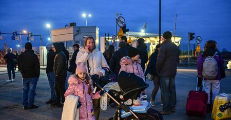 Cierpienie Ukraińców. Podano, ile osób uciekło przed wojną z Ukrainy