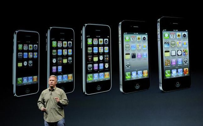 Jak zmieniały się iPhone'y? (fot. scmp)