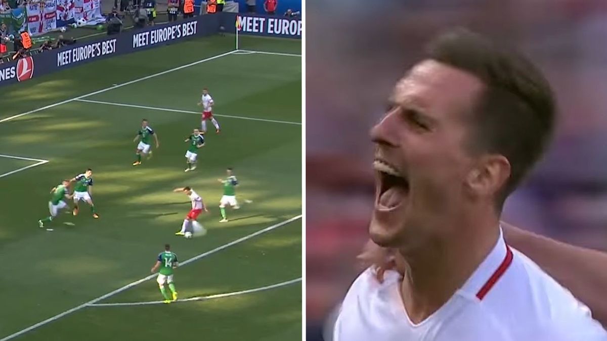 Facebook / Łączy nas Piłka  / Gol Arkadiusza Milika w meczu z Irlandią Północną