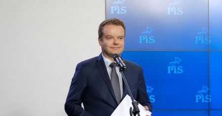 Kolejne zawieszenia w PiS. Rzecznik partii potwierdza