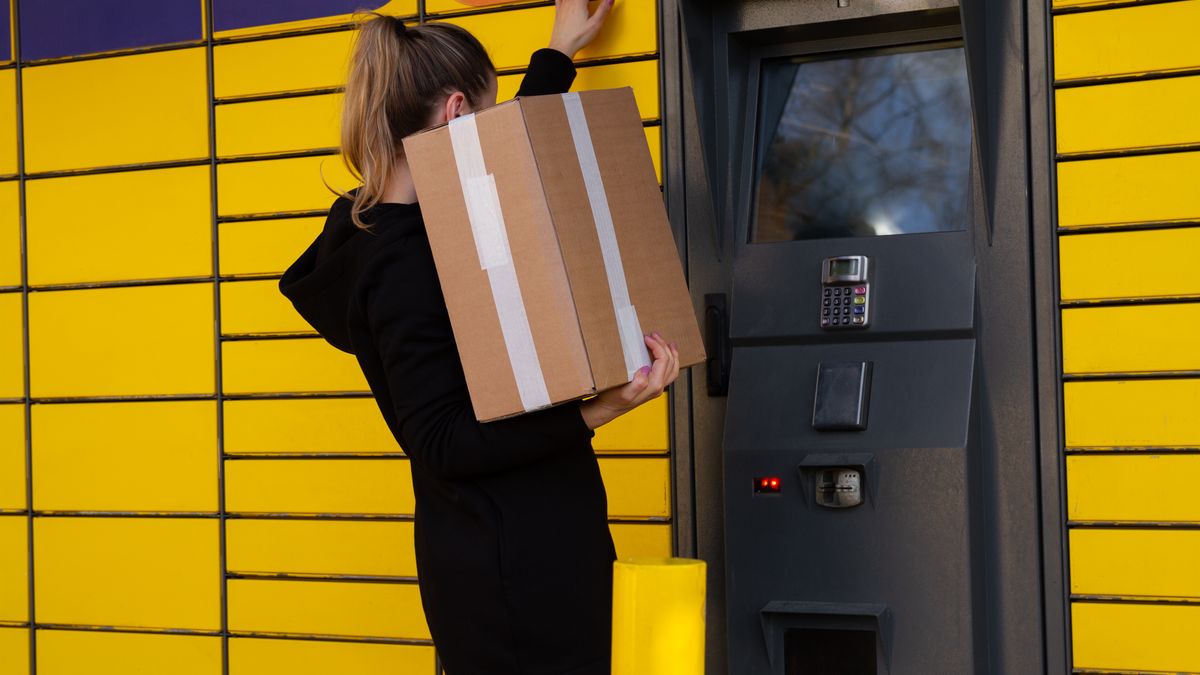 Marcin Golba
paczkomat, parcel, locker, inpost, package, woman, pack, pickup, poland, courier, delivery, technology, allegro, automatic, box, cabinet, collect, commerce, company, door, e-commerce, electronic, equipment, express, female, girl, in post, lock, lockers, machine, mail, mailbox, mailboxes, metal, people, person, polish, post, postal, receive, self-service, service, shelf, shipping, shopping, smart, station, steel, storage