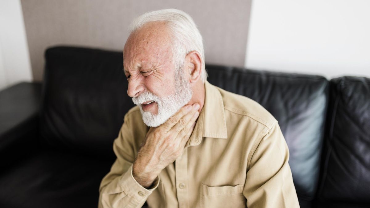 3 objawy, które mogą wskazywać na raka krtani