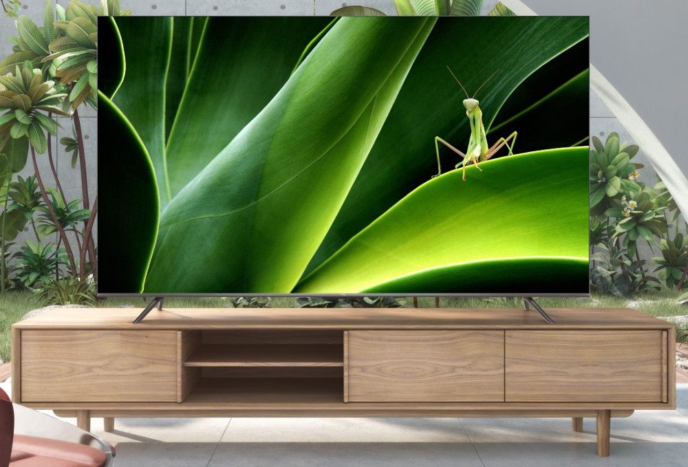 TCL P73