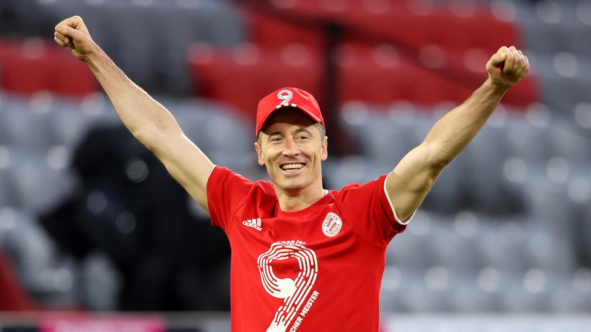 Zdjęcie okładkowe artykułu: Getty Images / Alexander Hassenstein / Na zdjęciu: Robert Lewandowski