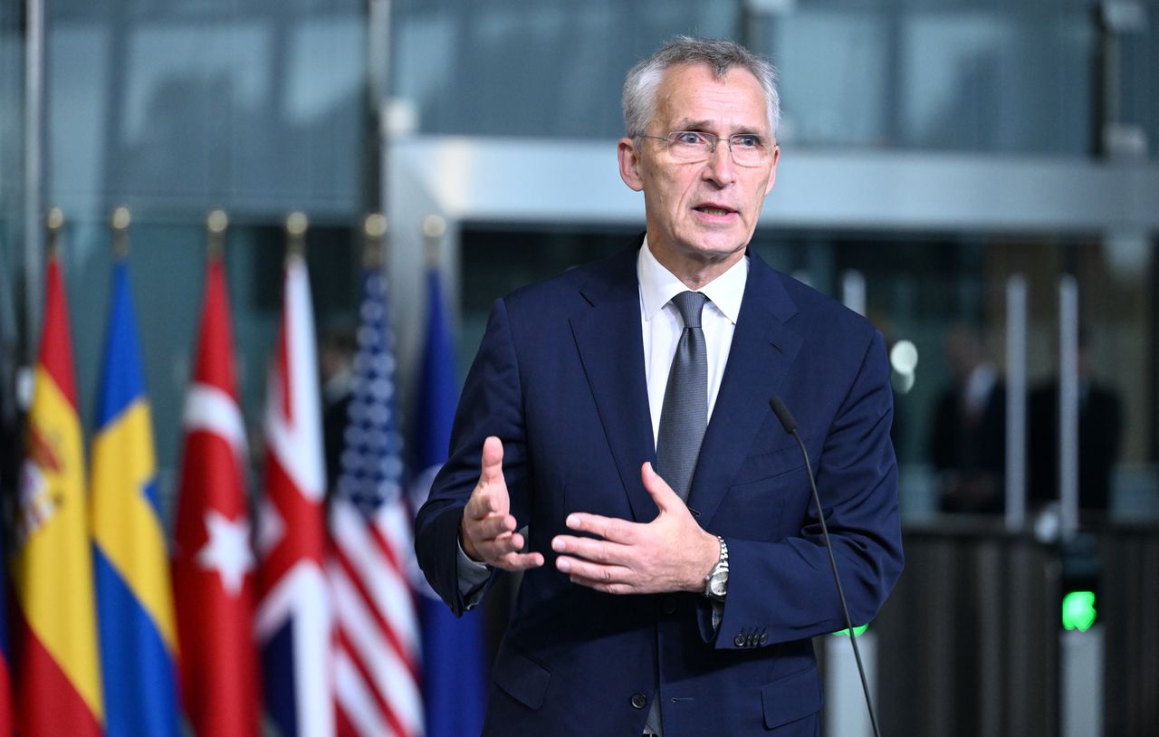 NATO's missed opportunity: Stoltenberg on arming Ukraine